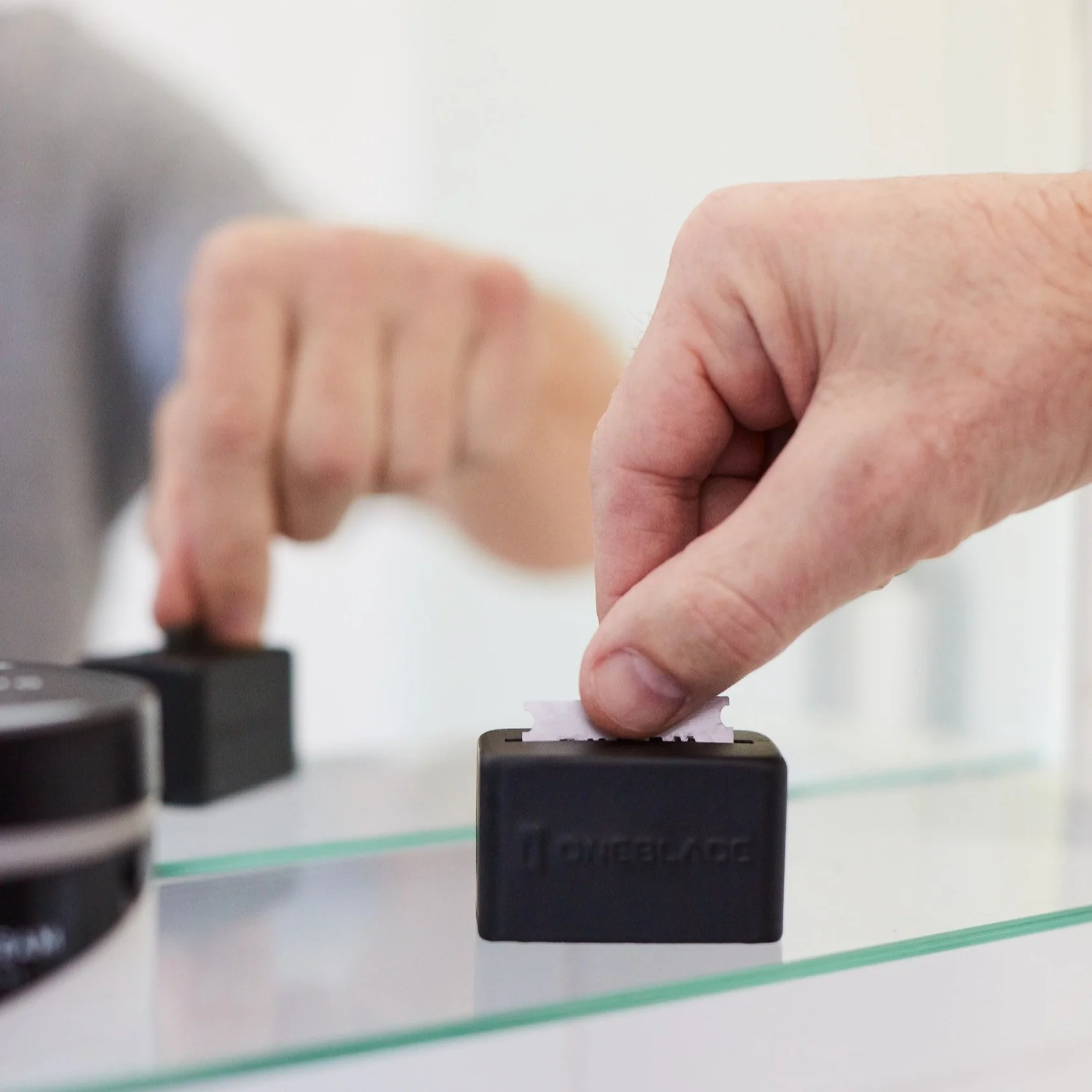 Safety Razor Blade Recycling Bank - Image 4