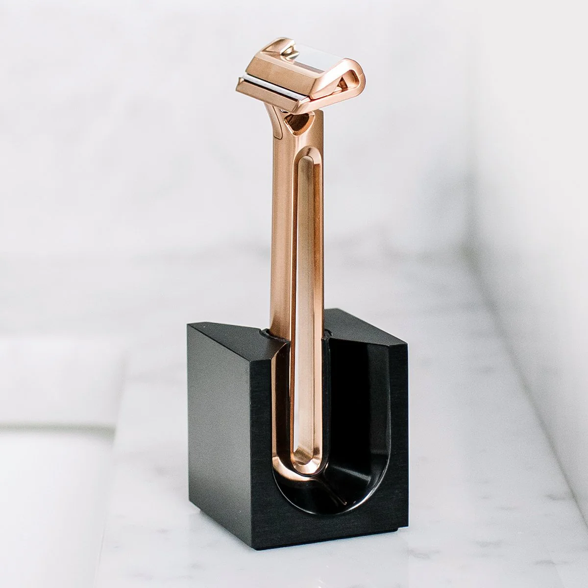 Vertical Safety Razor Stand - Image 6